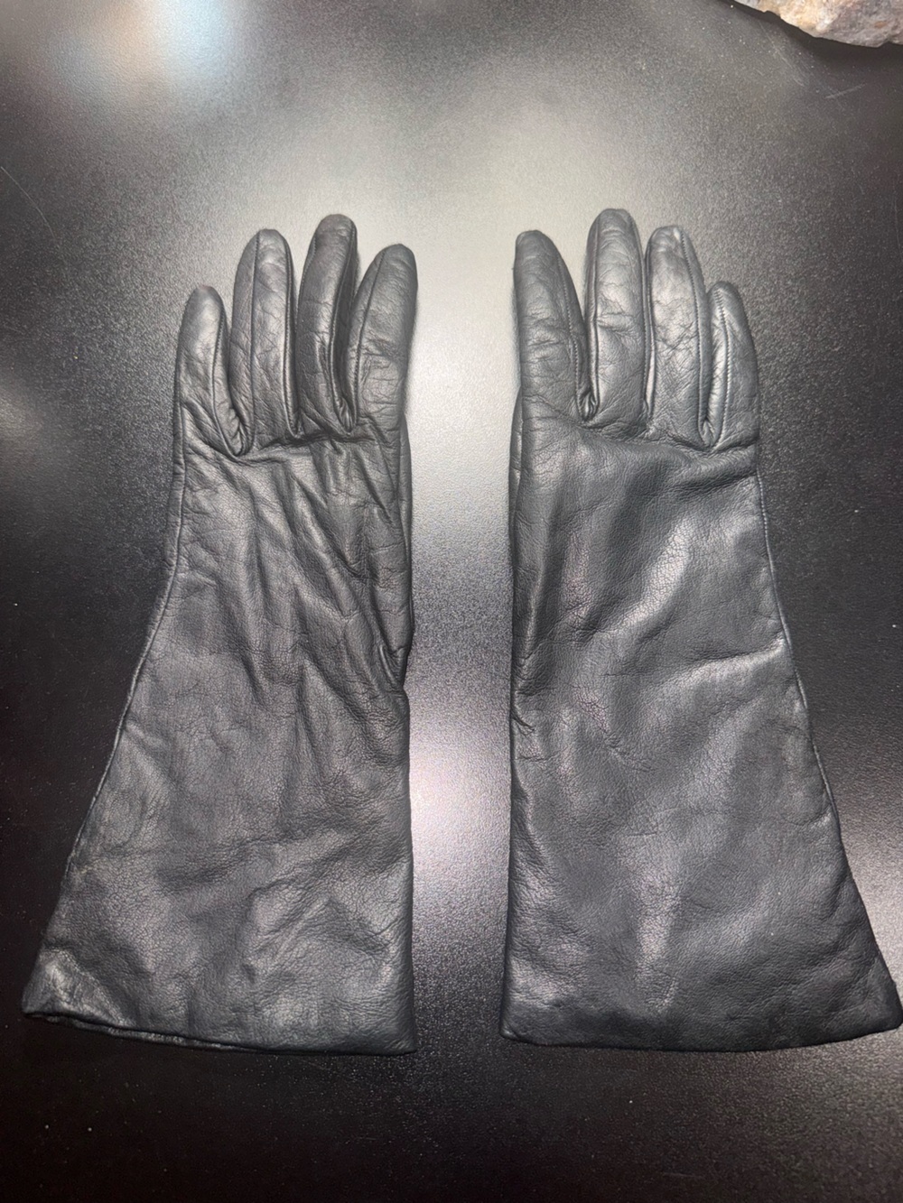 Vintage Black Leather Women Gloves 100% Cashmere Made In Italy. Size 6